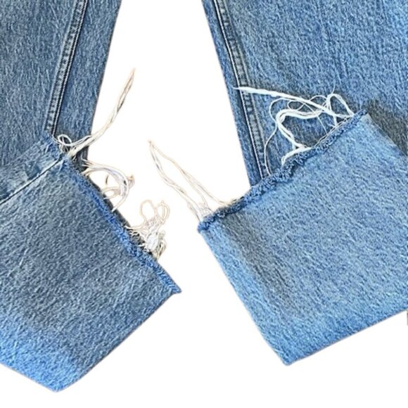 Abercrombie & Fitch 90s Straight Ultra High Rise Jeans Light Blue Raw Hem A&F 26 - Picture 3 of 6